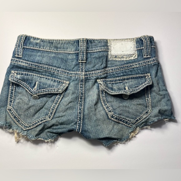 Y2K Vintage Elie Tahari Denim Jean Shorts | Size 24 | EUC - Picture 4 of 12